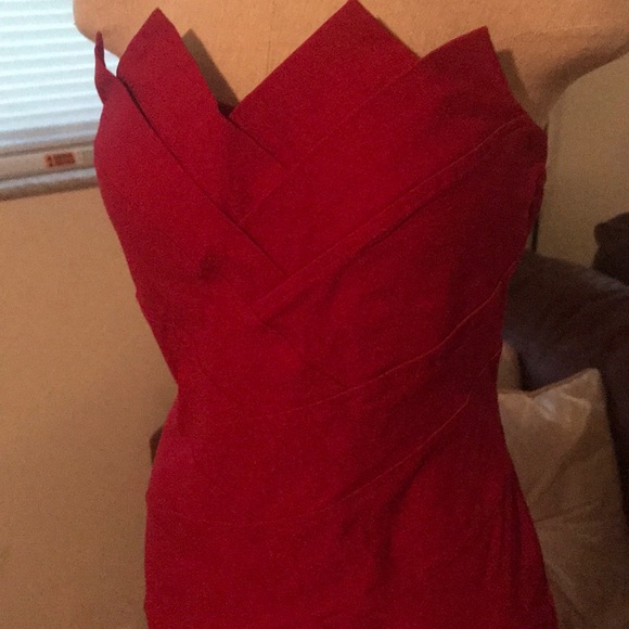 Queen Red! - Picture 2 of 3